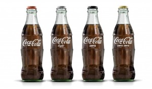 #Llegaella: Coca-Cola lanza su nueva botella de vidrio para la hostelería con motivo del centenario de su diseño