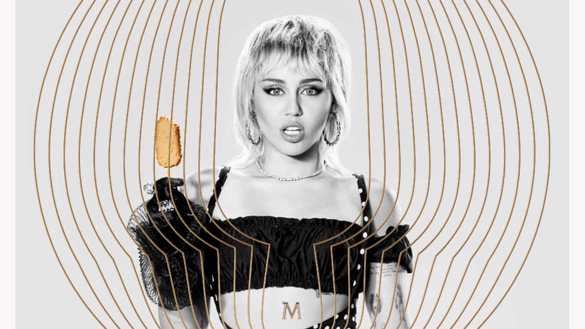Miley Cyrus Magnum