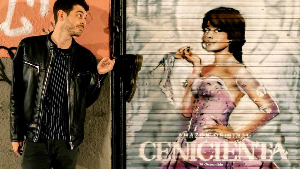 Grafiti de Cenicienta dentro de la Ruta Fuera de Serie