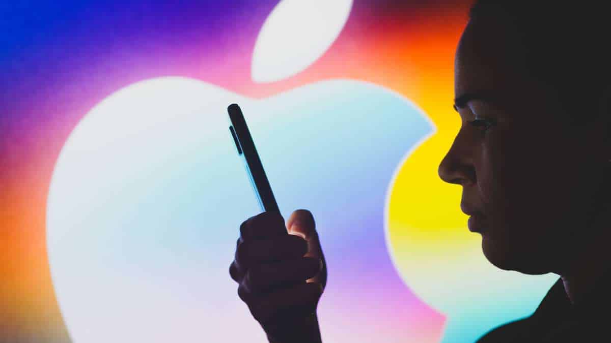 Apple prohíbe ChatGPT entre sus empleados ante el riesgo de filtraciones