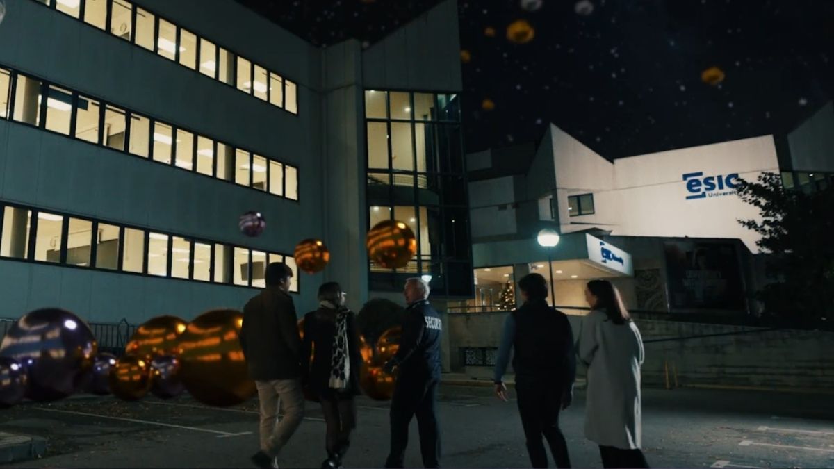 ESIC University anuncio de Navidad