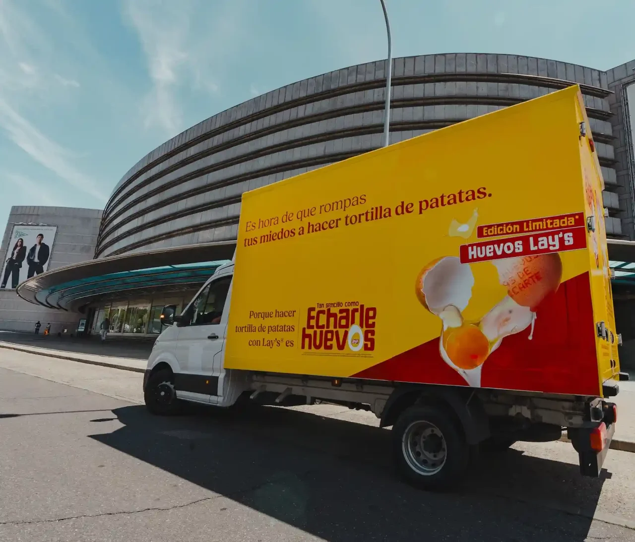 camion-lays-campaña-tortilla-patatas-huevos