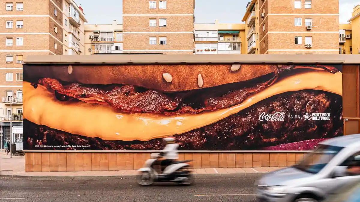 coca cola fosters hollywood campaña
