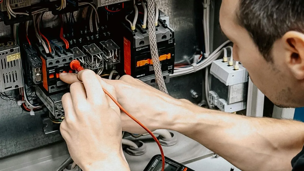ciberseguridad-y-electricidad-advertencias