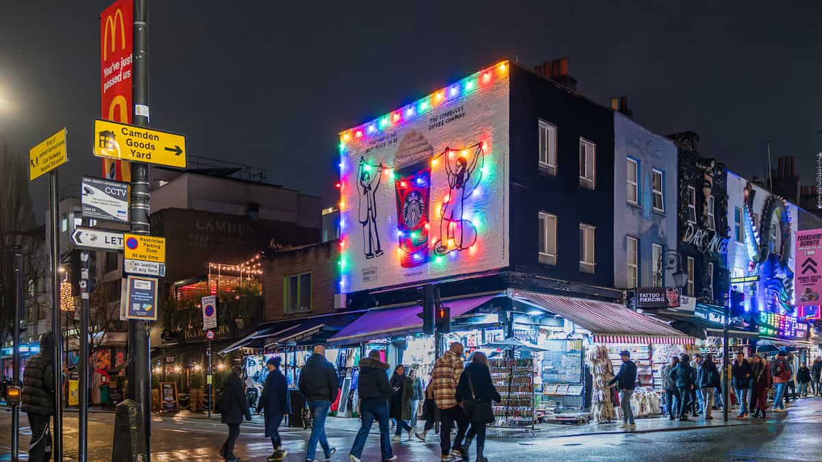 Starbucks Drawn Together campaign 1