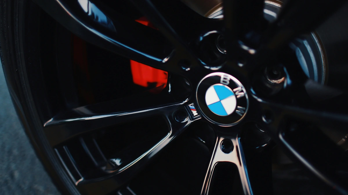 BMW Porsche pitch