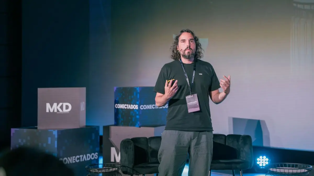 Miguel Espada. Conectados 2026