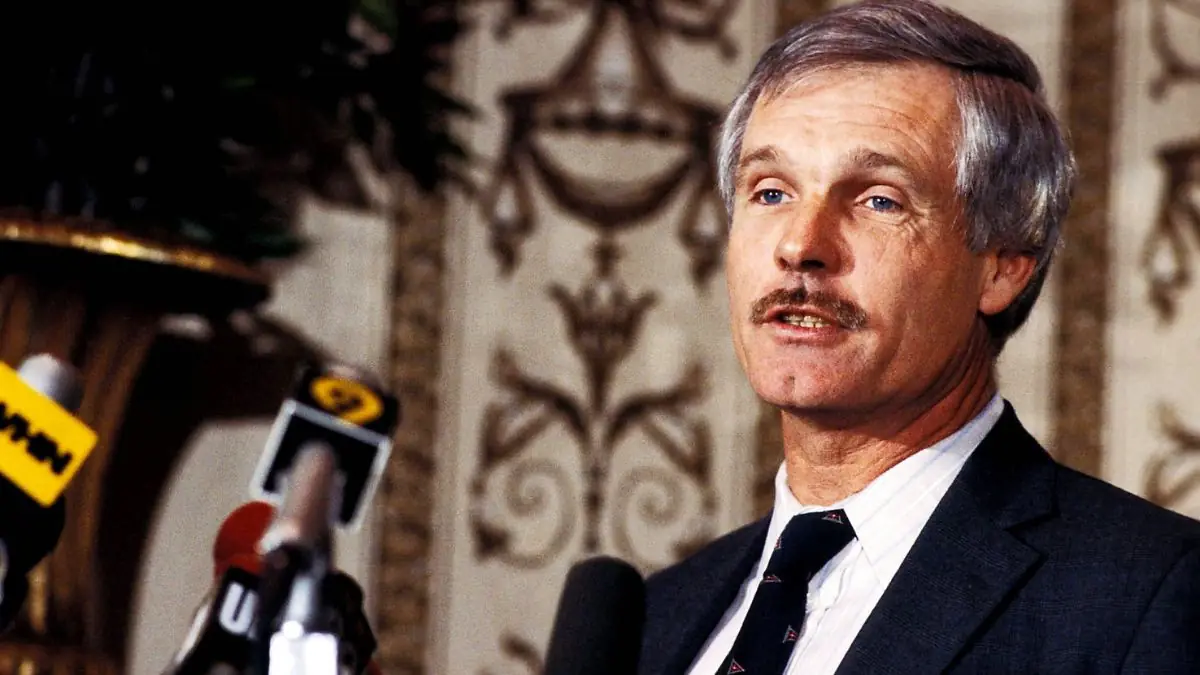 ted turner cnn television informativo