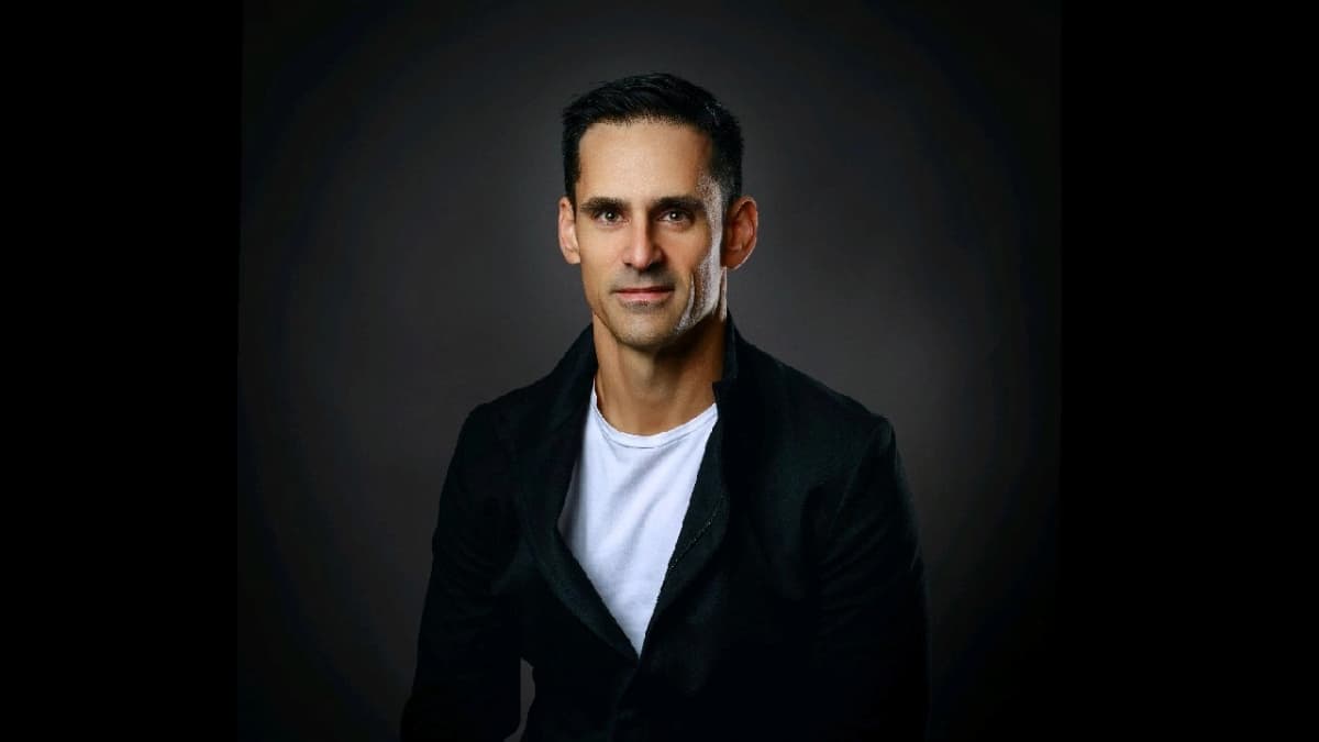 manuel roman netflix (2)