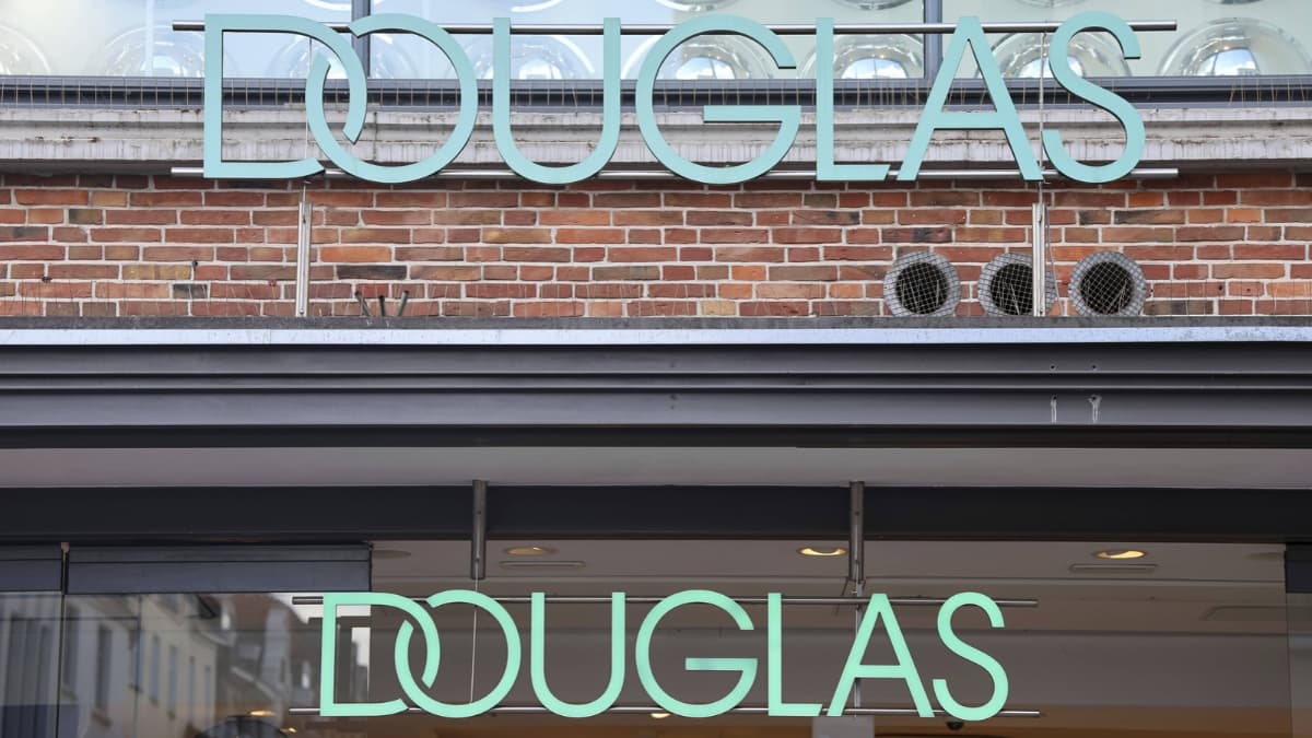 Douglas Carat