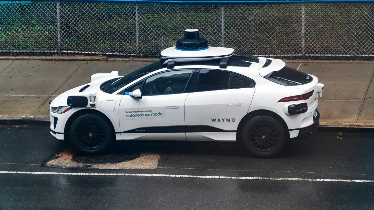 waymo espana madrid robotaxi